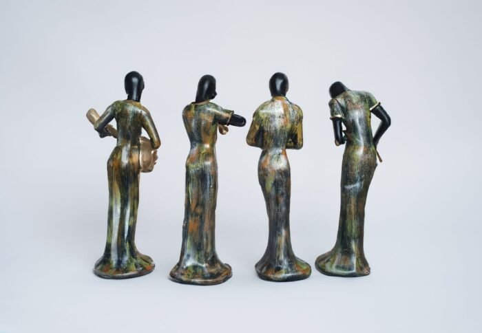 Elegant Musician Statue. - Image 8