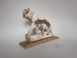 Elephant Mother Love statue - Image 4