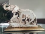 Elephant Mother Love statue - Image 2