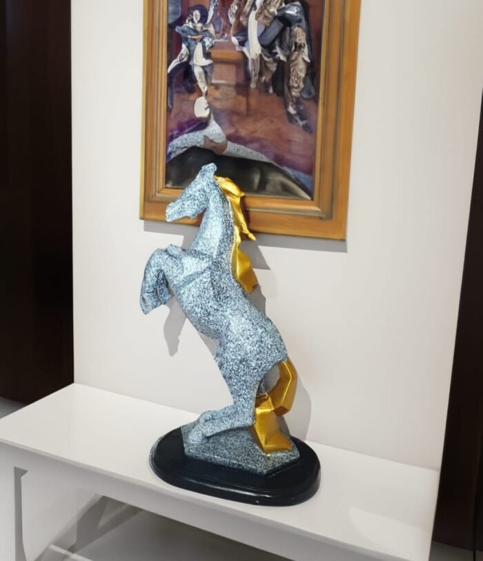 11" Golden White Marble Finish Horse - Image 4
