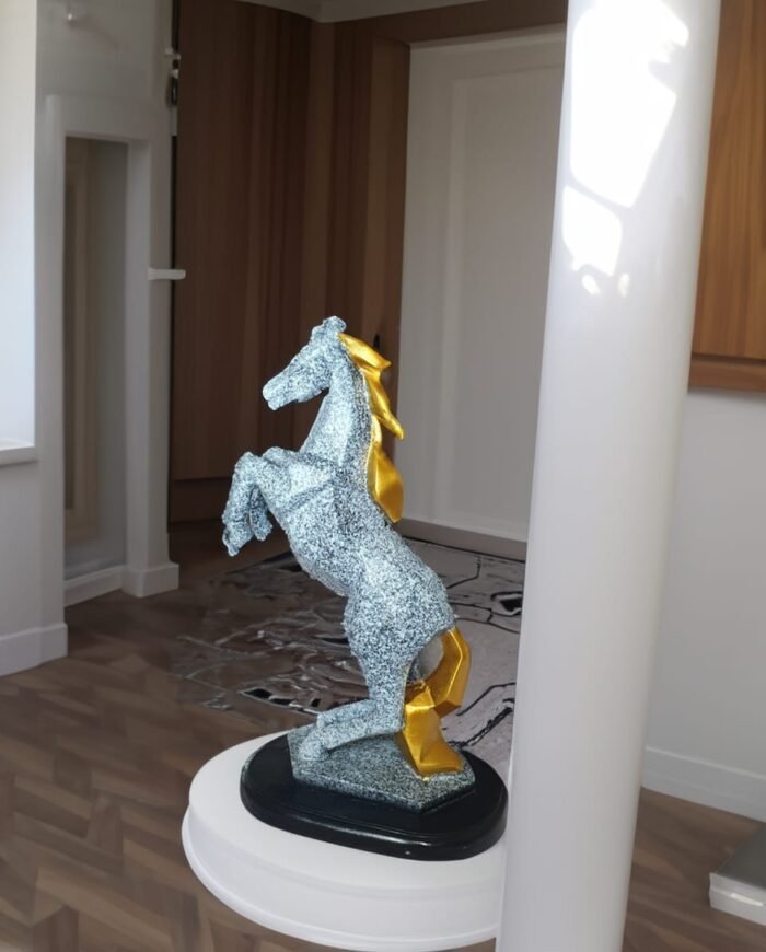 11" Golden White Marble Finish Horse - Image 3
