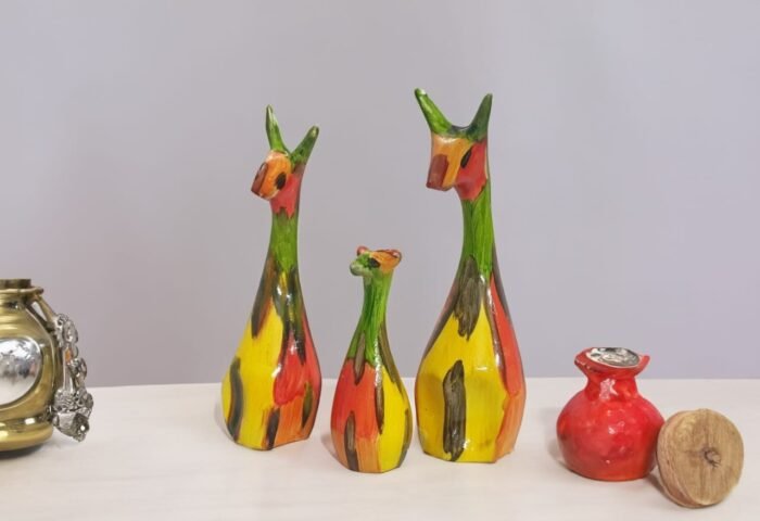 TCG 25cm Multi colour cat family. - Image 5