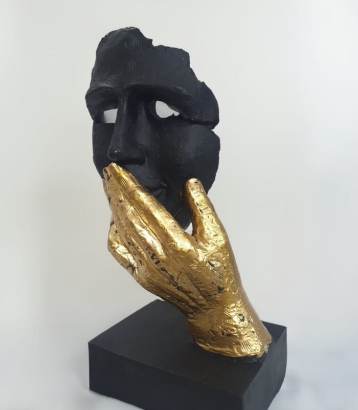 Handy Face Statue set of 3 Postures. - Image 4