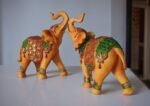 Couple Elephant Statue - Image 3