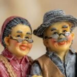 TCG 6.2" Dada Dadi Guitar Statue - Image 3